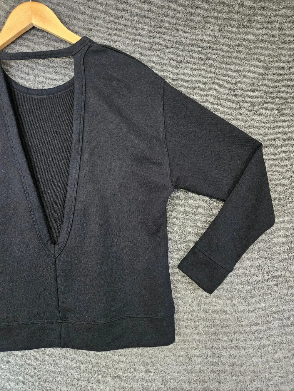 NWT Nike Dri-FIT Versa Open Back Sweatshirt Coquette Balletcore Athletic Size S